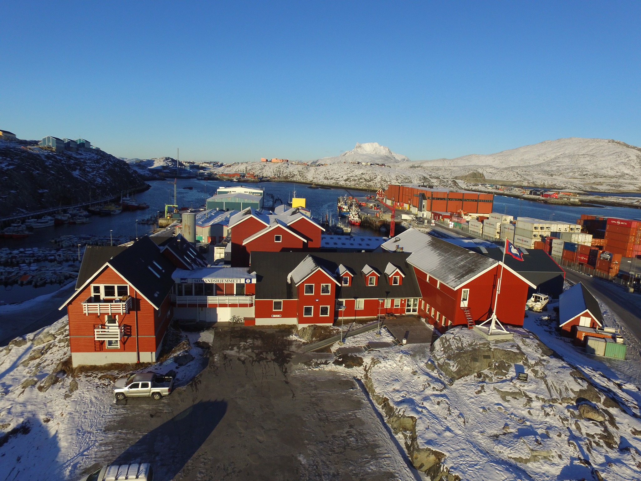 92196514 2875537809170436 3229055631172304896 N